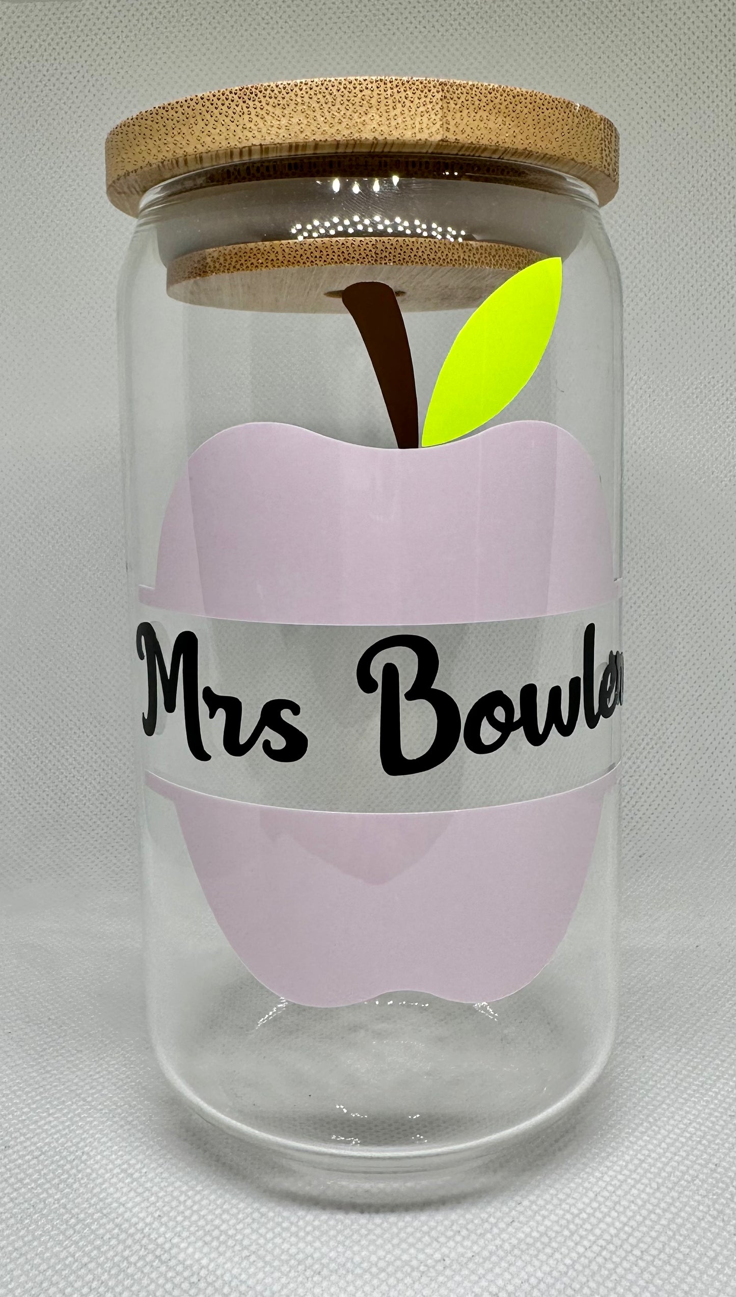 COLOR CHANGING Apple monogram glass with bamboo lid and straw