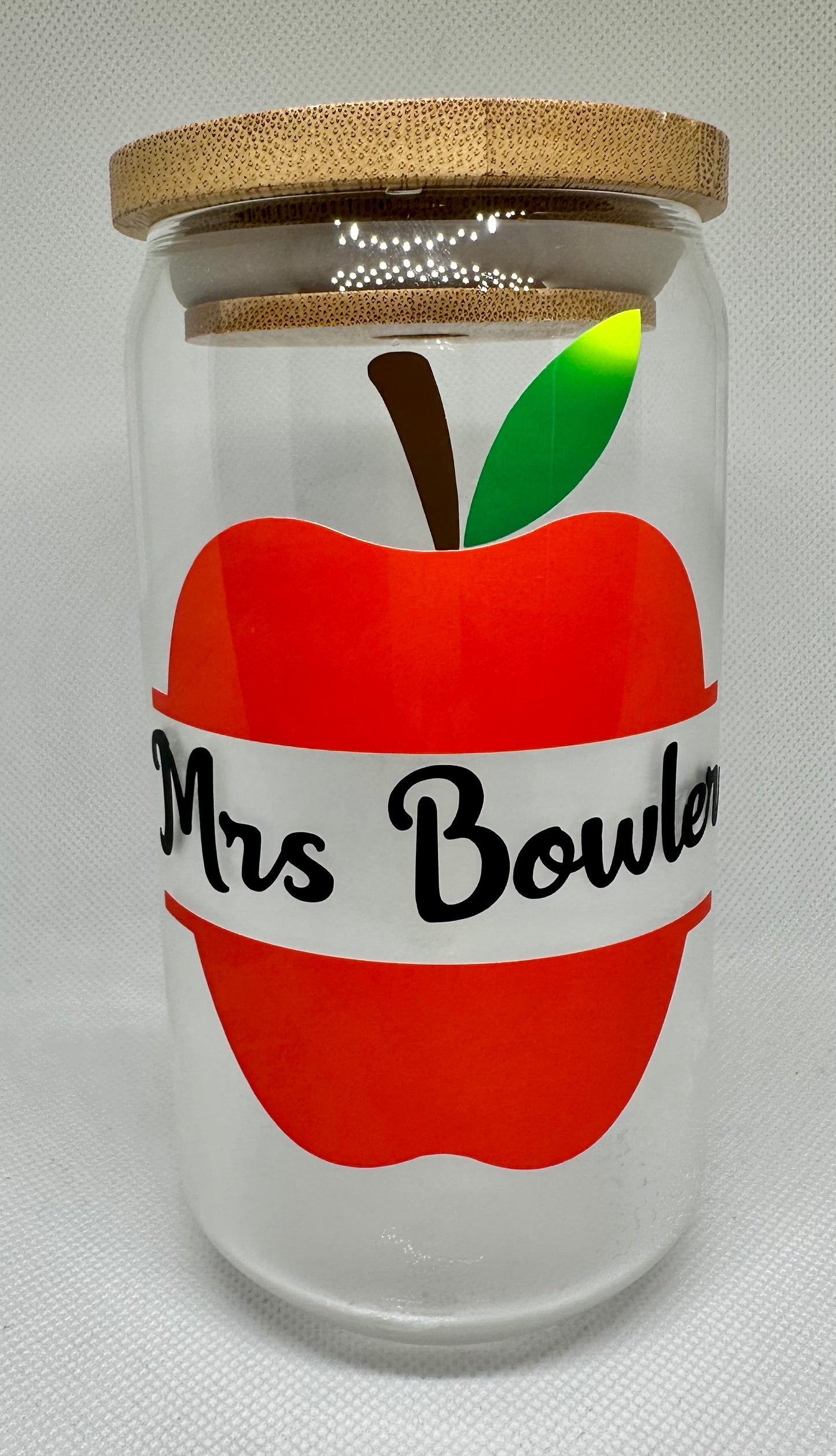 COLOR CHANGING Apple monogram glass with bamboo lid and straw