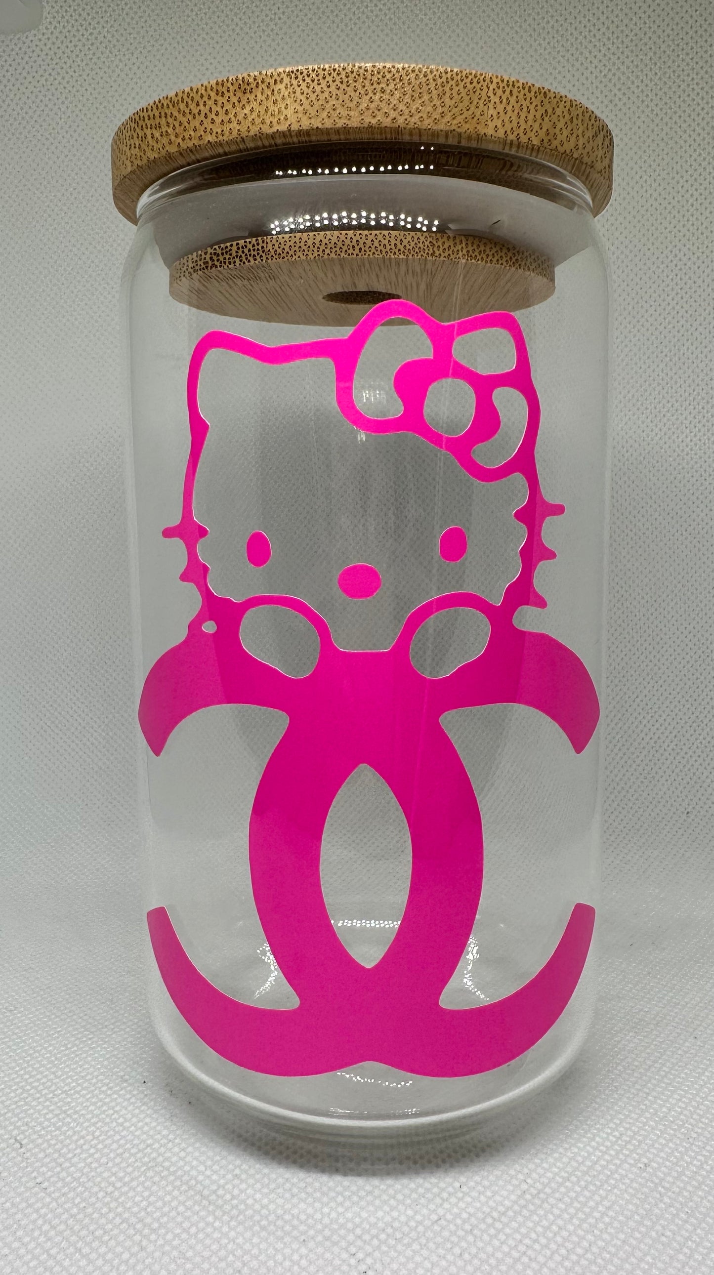 COLOR CHANGING Hello kitty cc glass with bamboo lid and straw