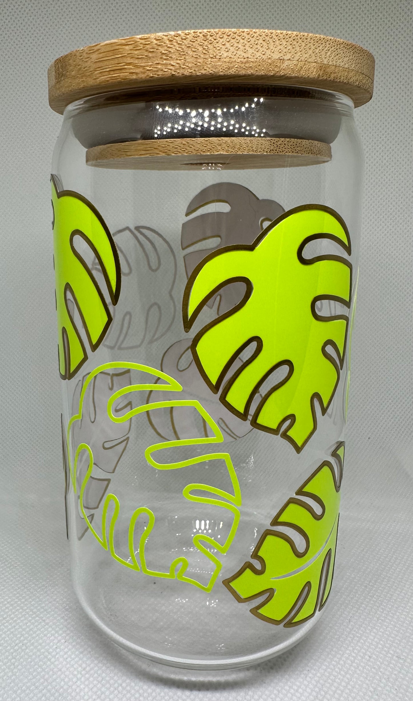 COLOR CHANGING Monstera glass with bamboo lid and straw - 16oz