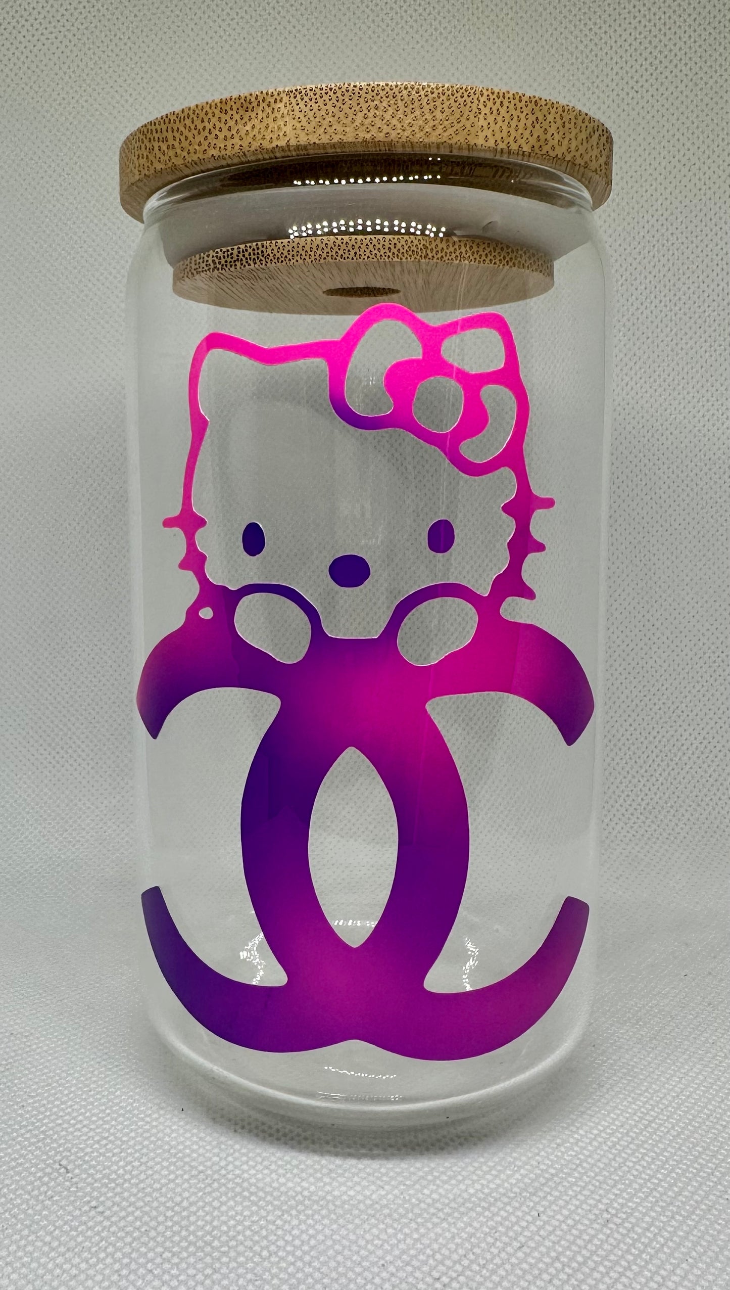 Cute color changing glass with bamboo lid and glass straw